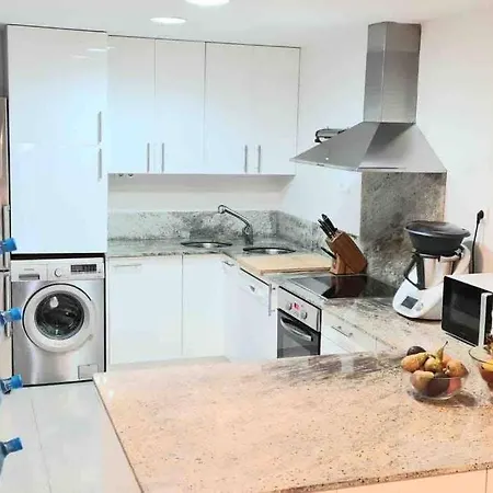 Piso Amplio En El Centro ¡ofertas Para Familias! Valencia