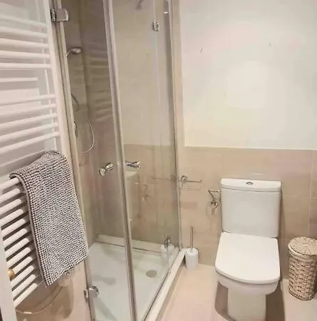 Piso Amplio En El Centro ¡ofertas Para Familias!